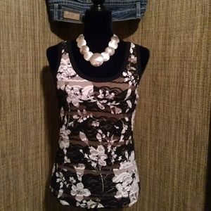 Cache Floral tank